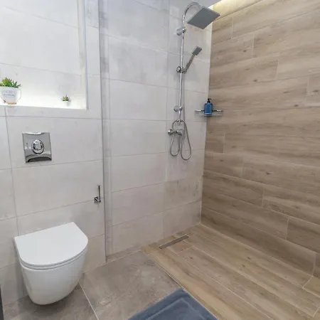 Apartment Camara